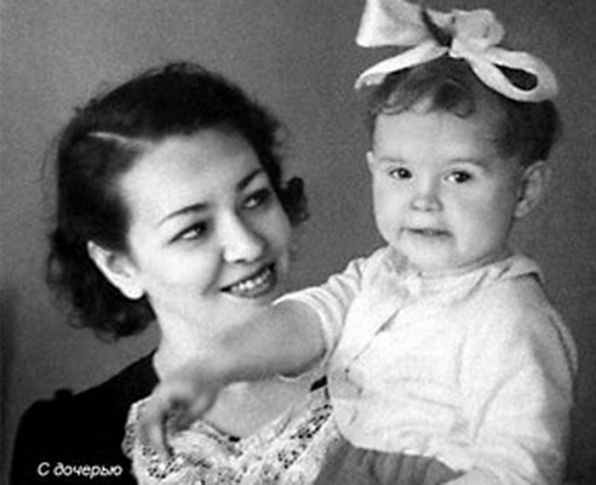 Вероника Тушнова с дочерью Наташей