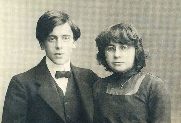Сергей Эфрон и Марина Цветаева. Москва, 1911