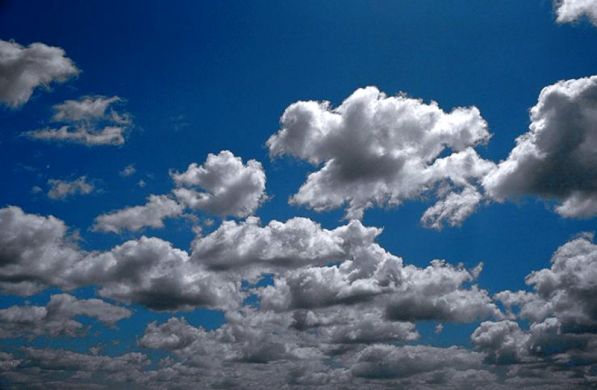cloud010.jpg