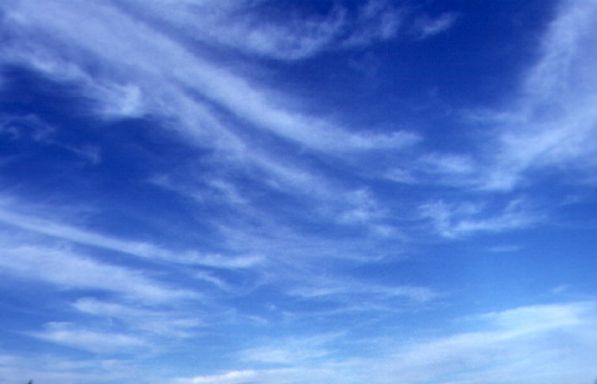 cloud008.jpg