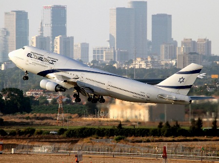 2012-11-20_03_Tel-Aviv-Ben-Gurion-Airport-Aircraft-Take-Off.jpg